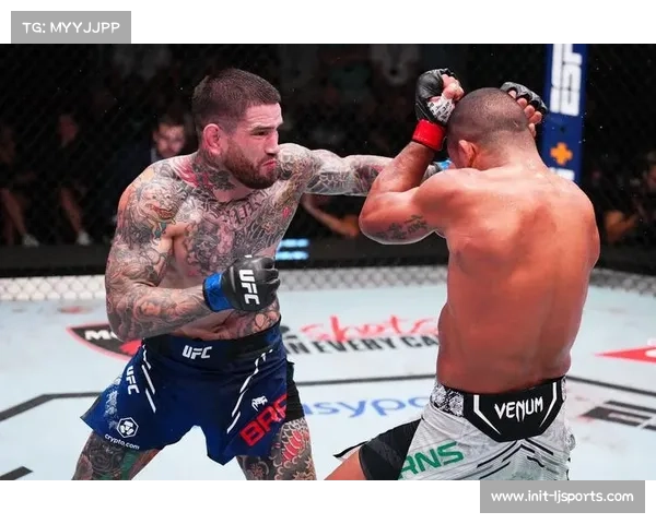 茸主判定胜哈伯德，取得UFC两连胜