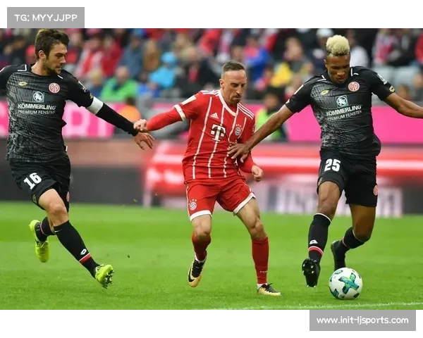 波鸿1-1战平美因茨,浅野拓磨破门 波鸿1-1战平美因茨,浅野拓磨破门