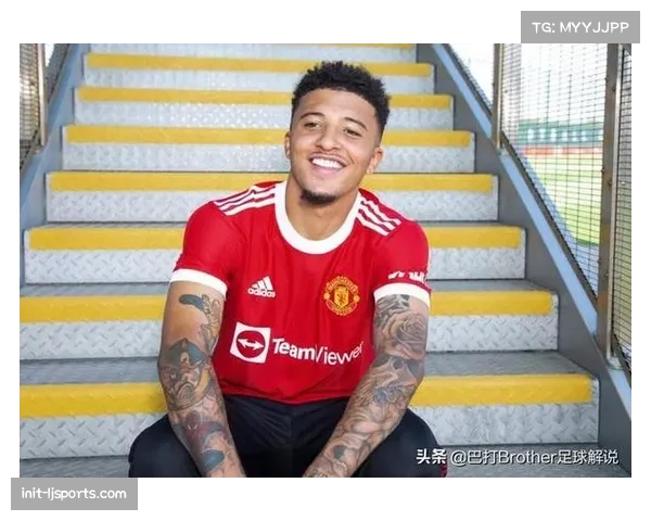 现代边锋的多元化角色：从单纯传中到内切组织，欧冠战术演变缩影